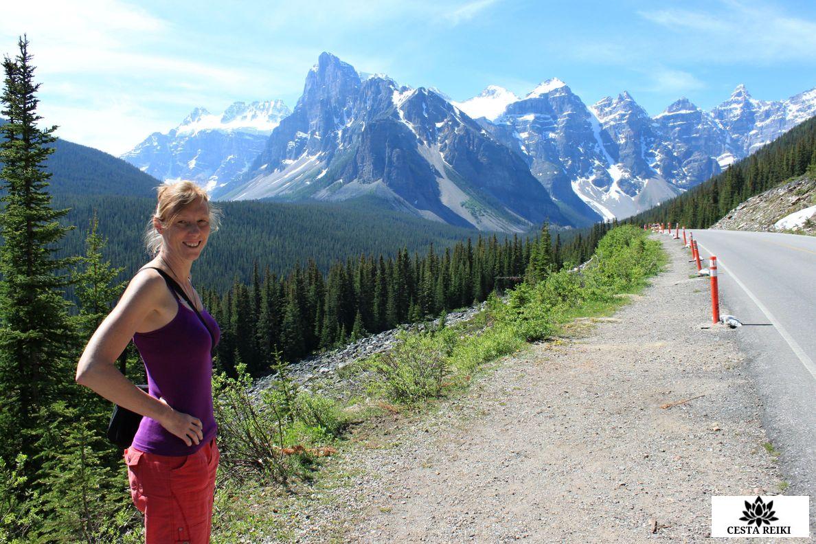 To Moraine Lake